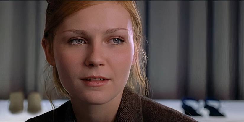 Kirsten Dunst as MJ shopping in Spider-Man 2
