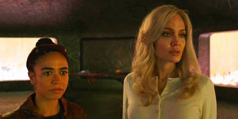 Makkari and Thena listening to Eros in Eternals