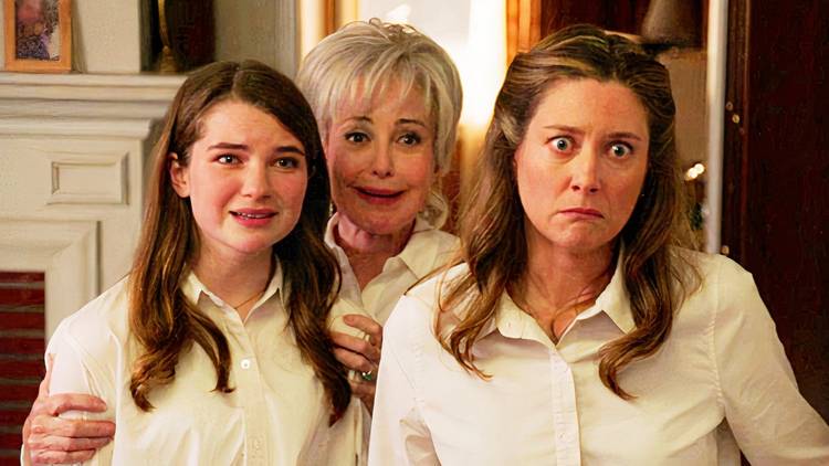 Raegan Revord as Missy, Annie Potts as Meemaw, and Zoe Perry as Mary stand together in Young Sheldon