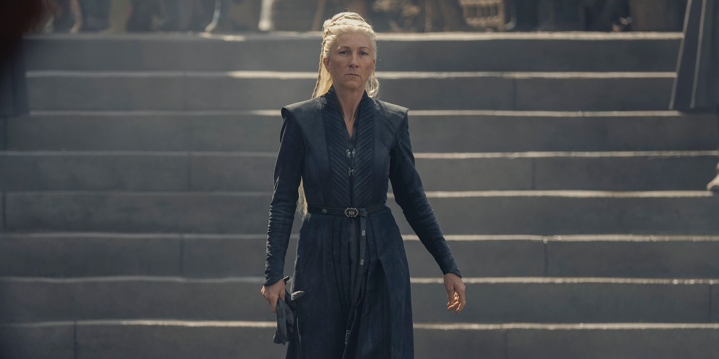 Rhaenys Targaryen (Eve Best) walking through Driftmark in House of the Dragon season 2, episode 4