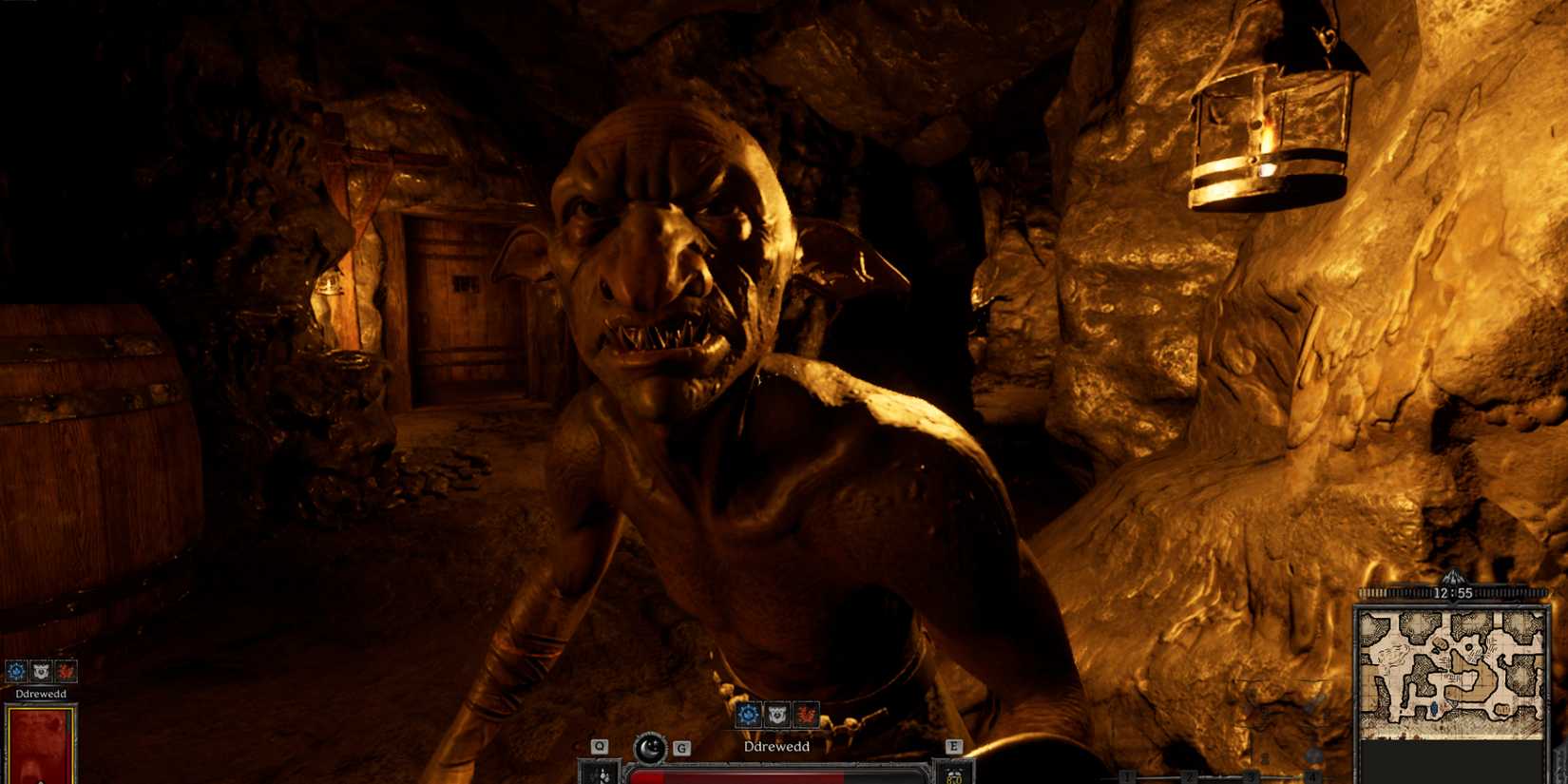 Player fighting a goblin in Dark and Darker.