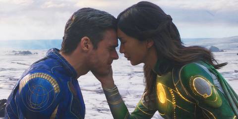 Sersi consoling Ikaris in Eternals