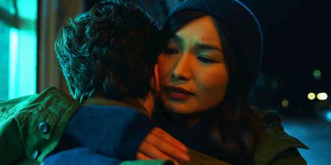 Sersi hugging Dane Whitman in Eternals