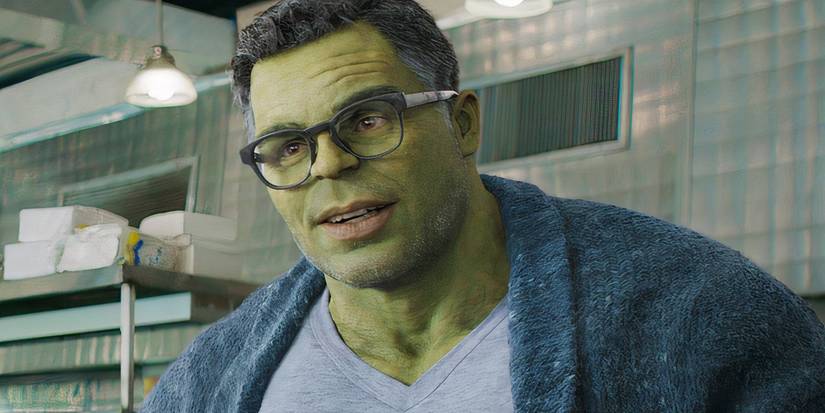 Hulk Inteligente almoçando em Vingadores: Ultimato