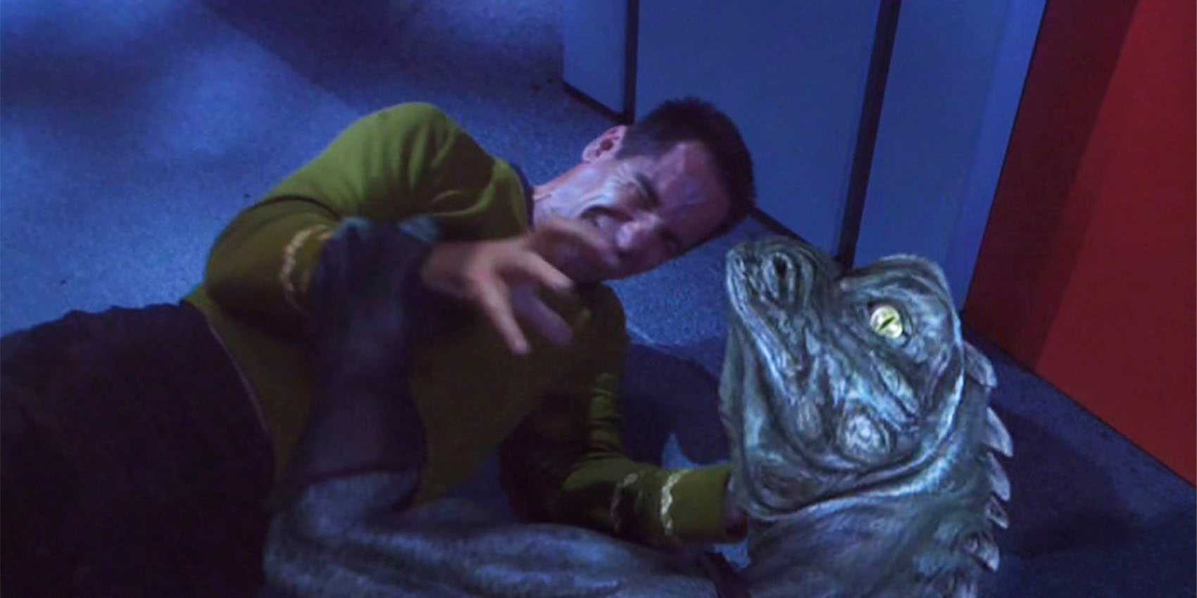 Archer (Scott Bakula) battles a Gorn in Star Trek: Enterprise, "In a Mirror, Darkly, Part II."