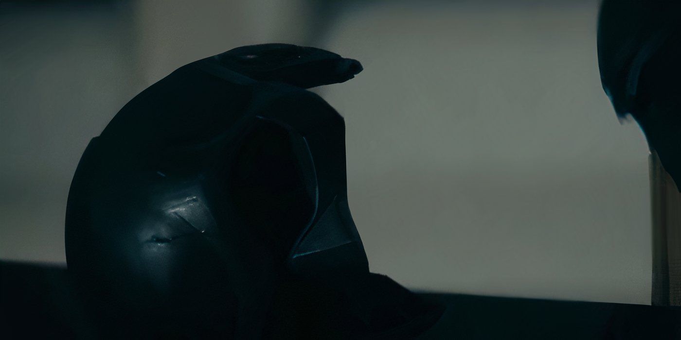 Актер черного нуара для мальчиков, снимающий маску после 30 серий, стоил ожидания