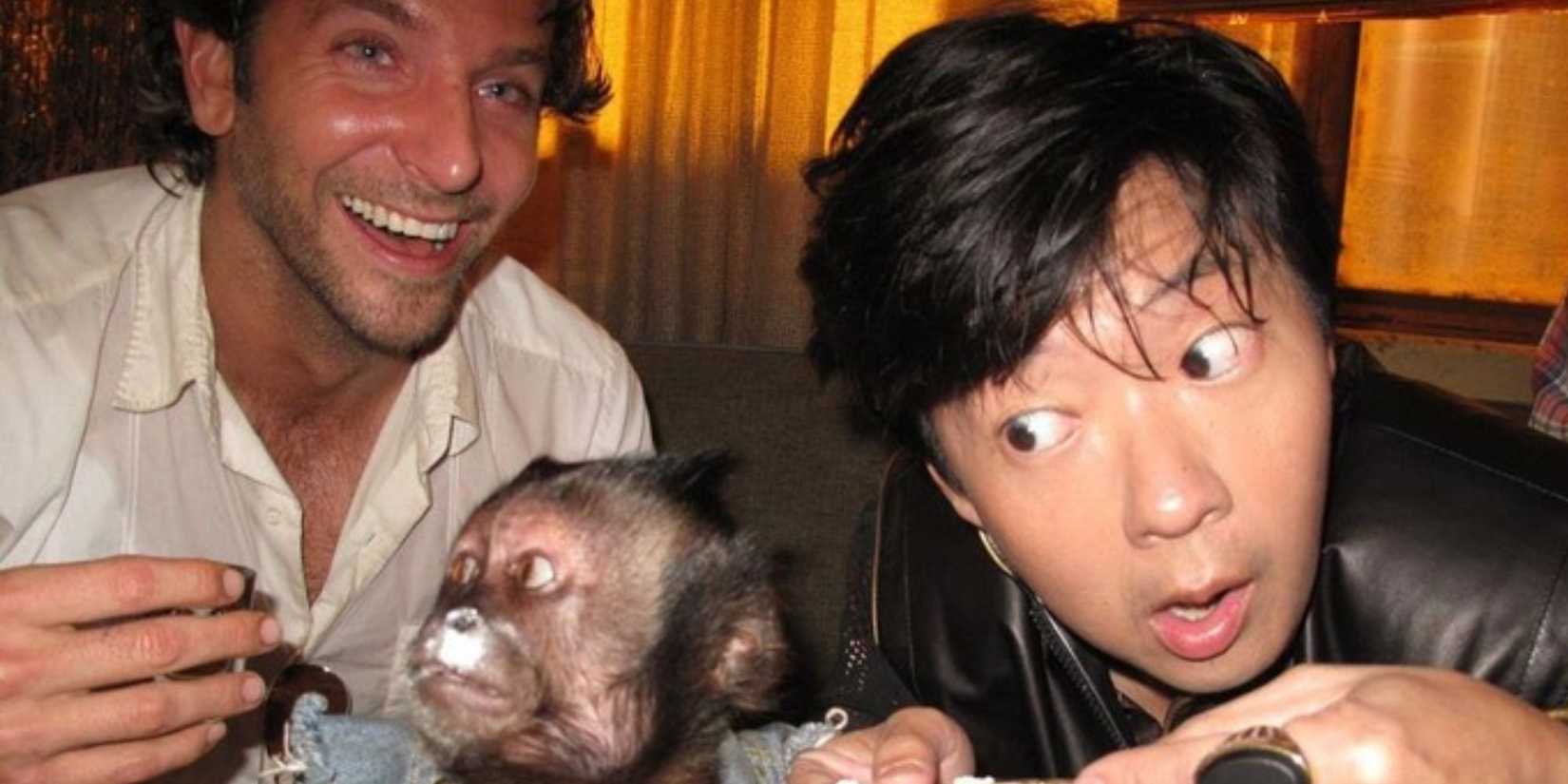 Crystal the Monkey parting with her Hangover costars