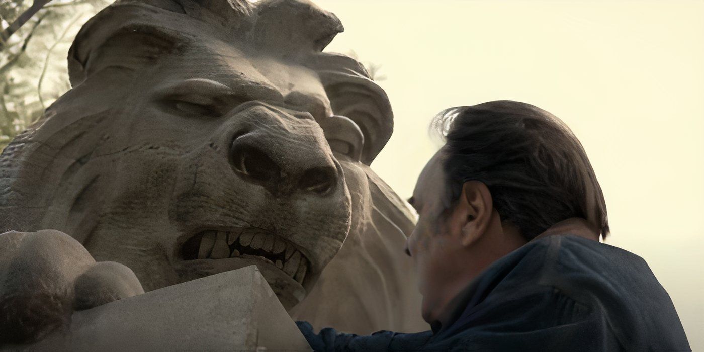 A lion statue roars in the Ghostbusters Frozen Empire (3)