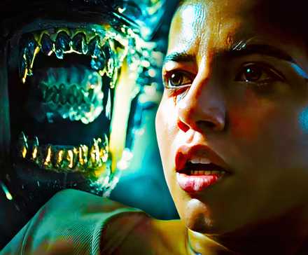 Дождь смотрит на Ксеноморфа в Alien: Romulus