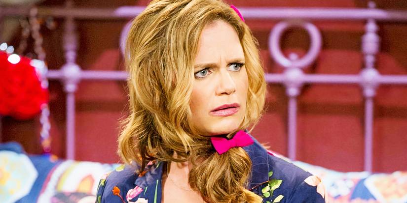 Netflix's 5-Part Sitcom Proved Some Shows Just Shouldn't Be Revived 1 Andrea Barber as Kimmy Gibbler in Fuller House looking concerned