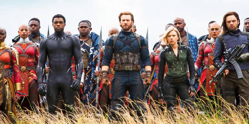 Avengers and Wakandans fighting together in Avengers Infinity War