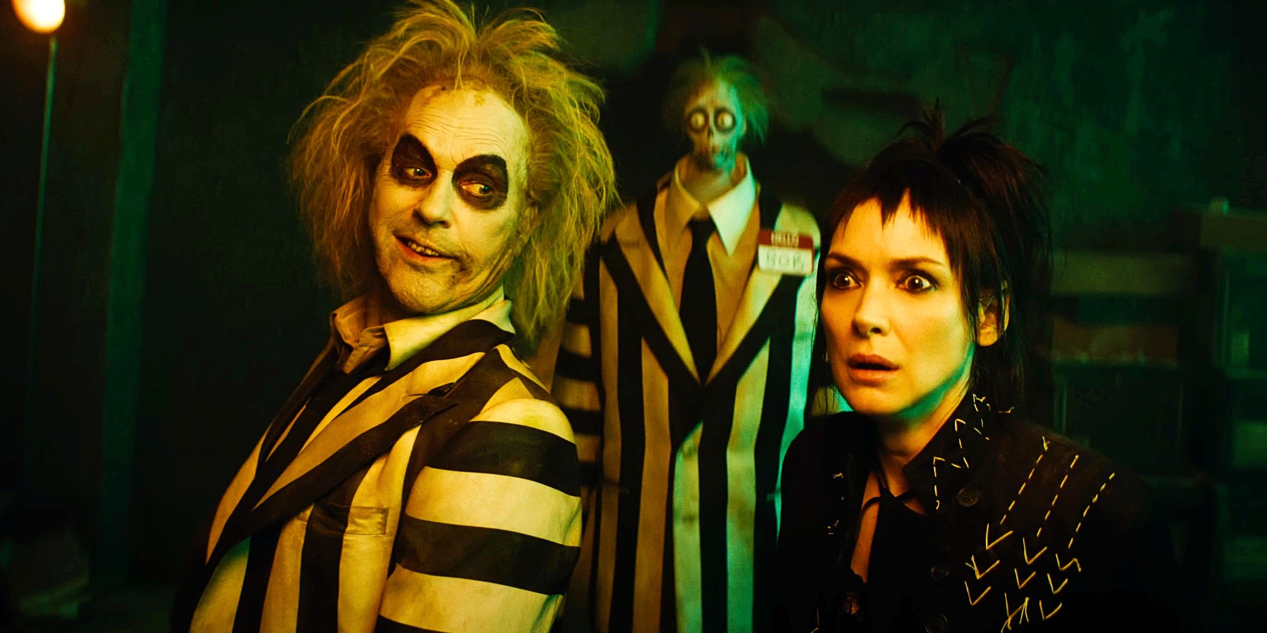 Beetlejuice 2s Bob & Shrunken Head Characters Leave A Huge Mystery About Michael Keatons Return