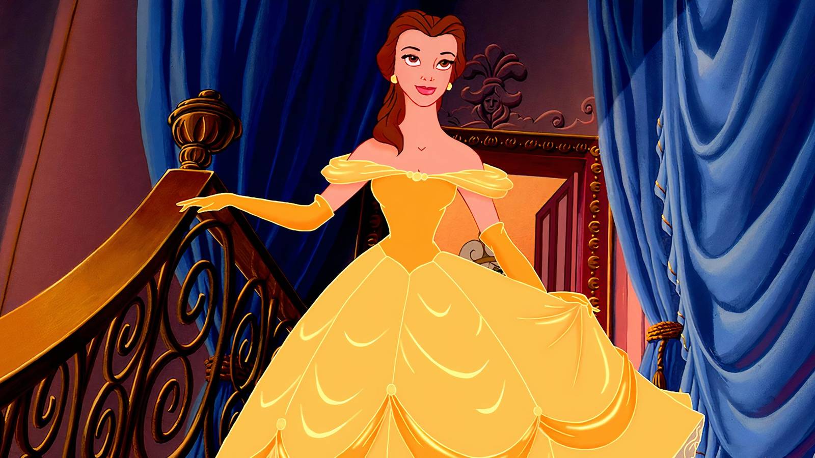 Beauty & The Beast's Belle Becomes A Winter Princess In Stunningly Detailed Disney Cosplay Beauty & The Beast's Belle Becomes A Winter Princess In Stunningly Detailed Disney Cosplay