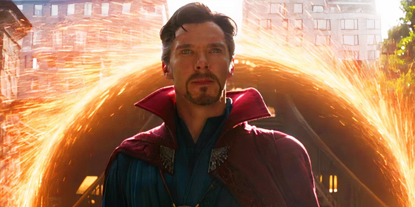 Doctor Strange coming through a portal in Avengers Infinity War