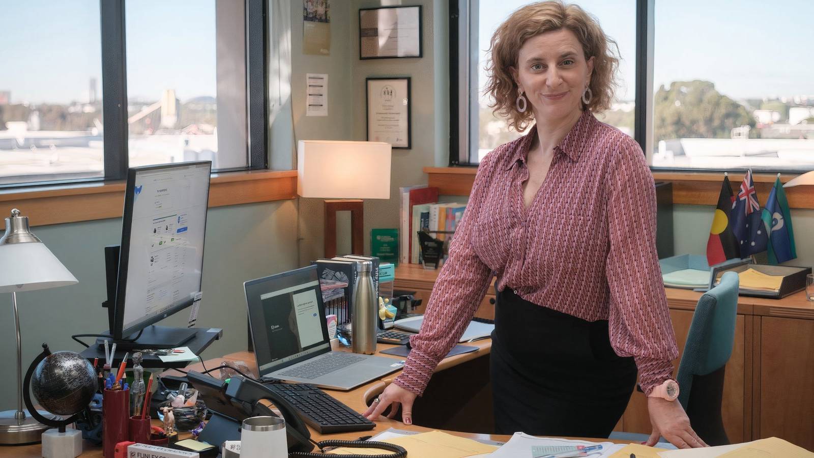 How The Office Australia Compares To The UK And US Versions Of The ...