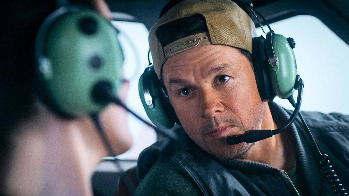 Mel Gibson's Flight Risk Crashes With Lower Debut Rotten Tomatoes Score ...