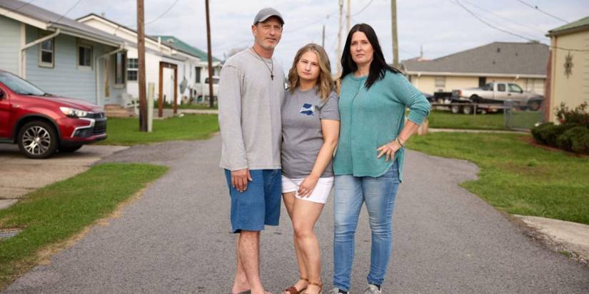 Gypsy-Rose Blanchard, Rodney, and Kristy standing together in Gypsy-Rose Life After Lock Up.