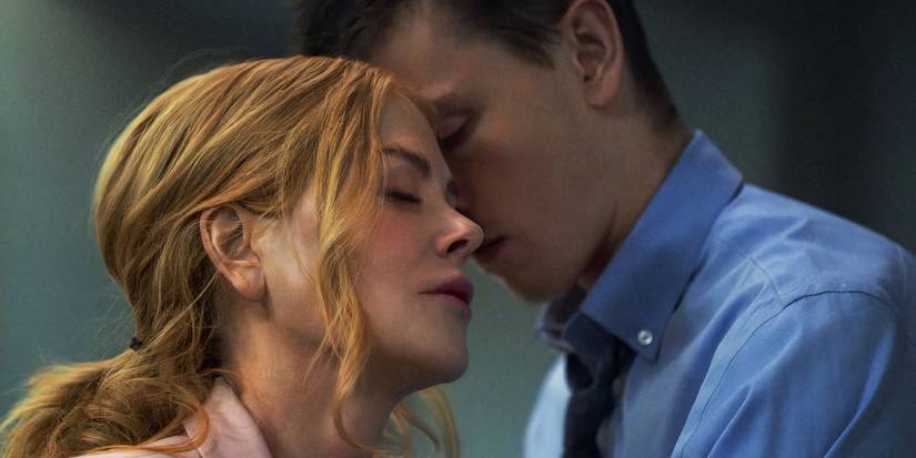 Гаррис Дикинсон кладет голову на плечи Николь Кидман в крупном кадре из Babygirl