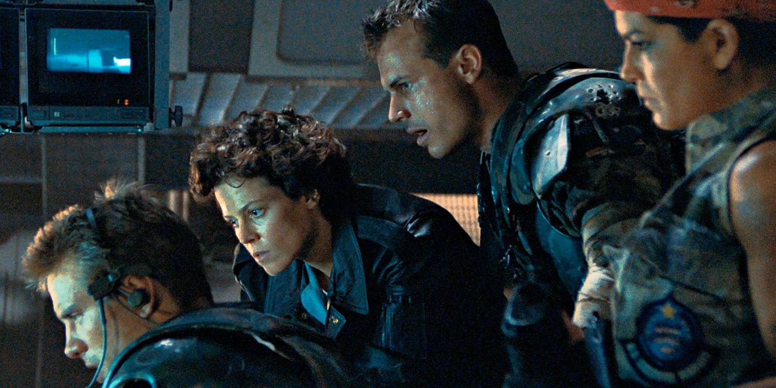 Alien: Romulus' 11 Easter Eggs, References, & Connections To 1979 Original