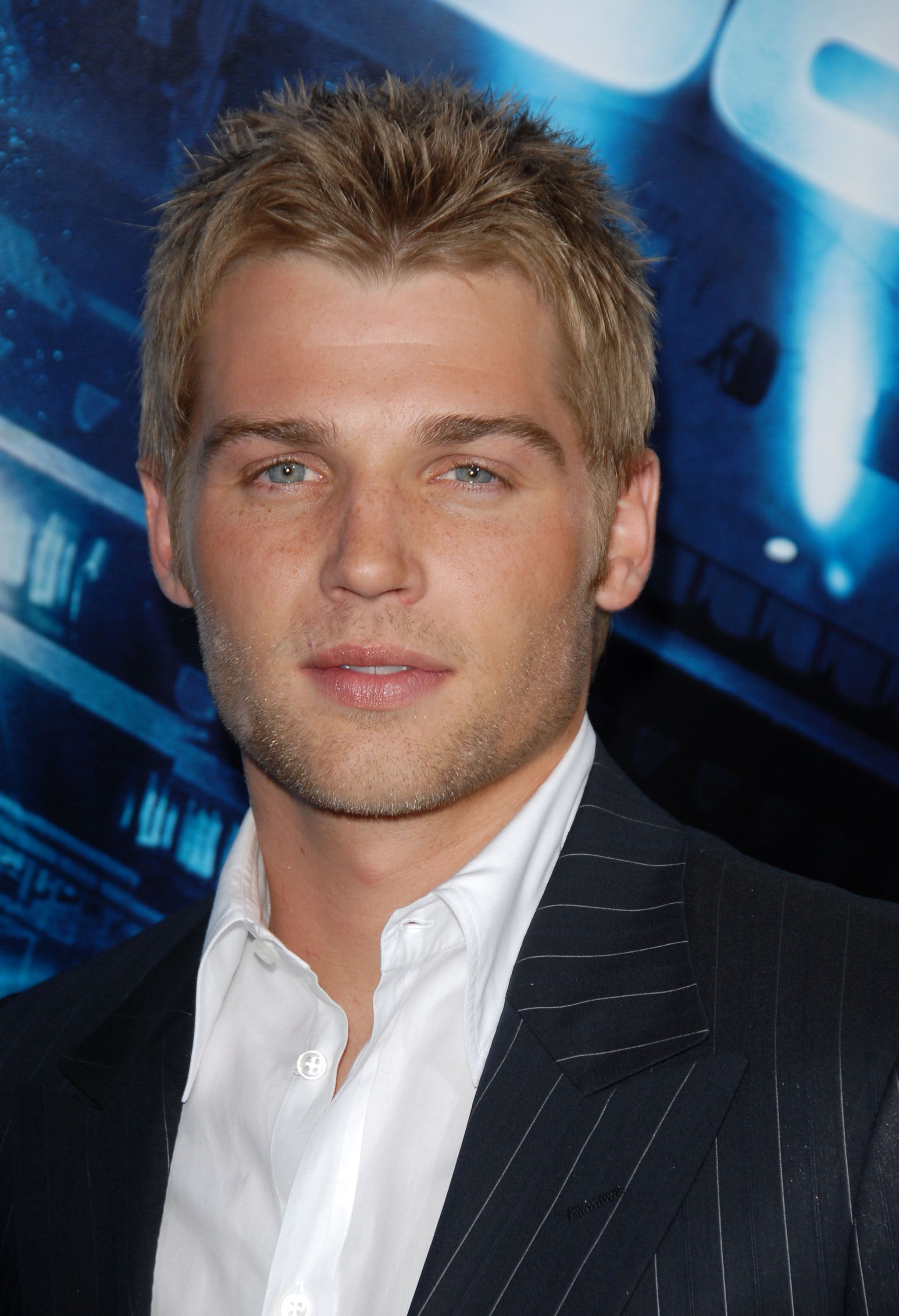 Headshot Of Mike Vogel