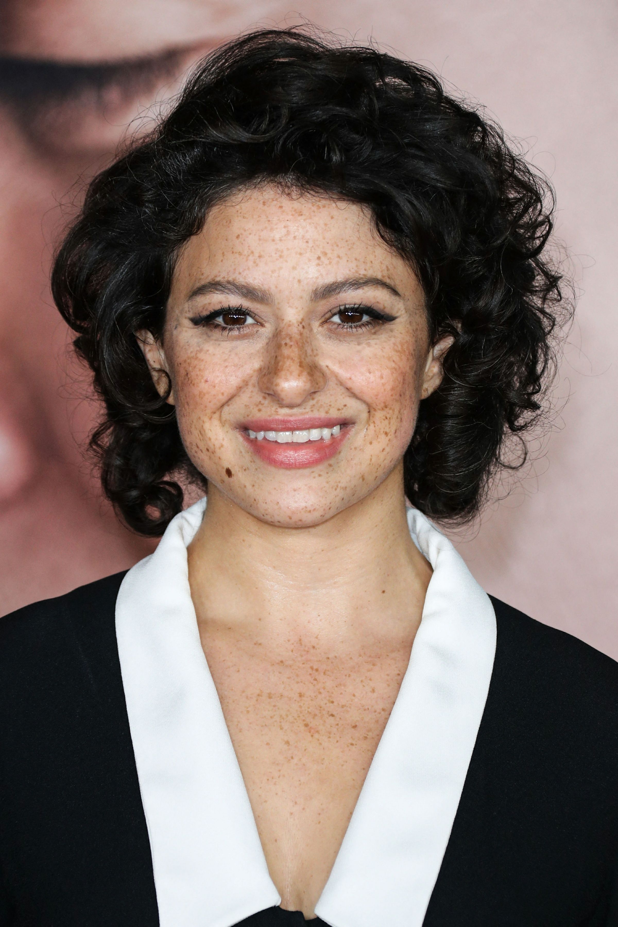 Headshot OF Alia Shawkat 