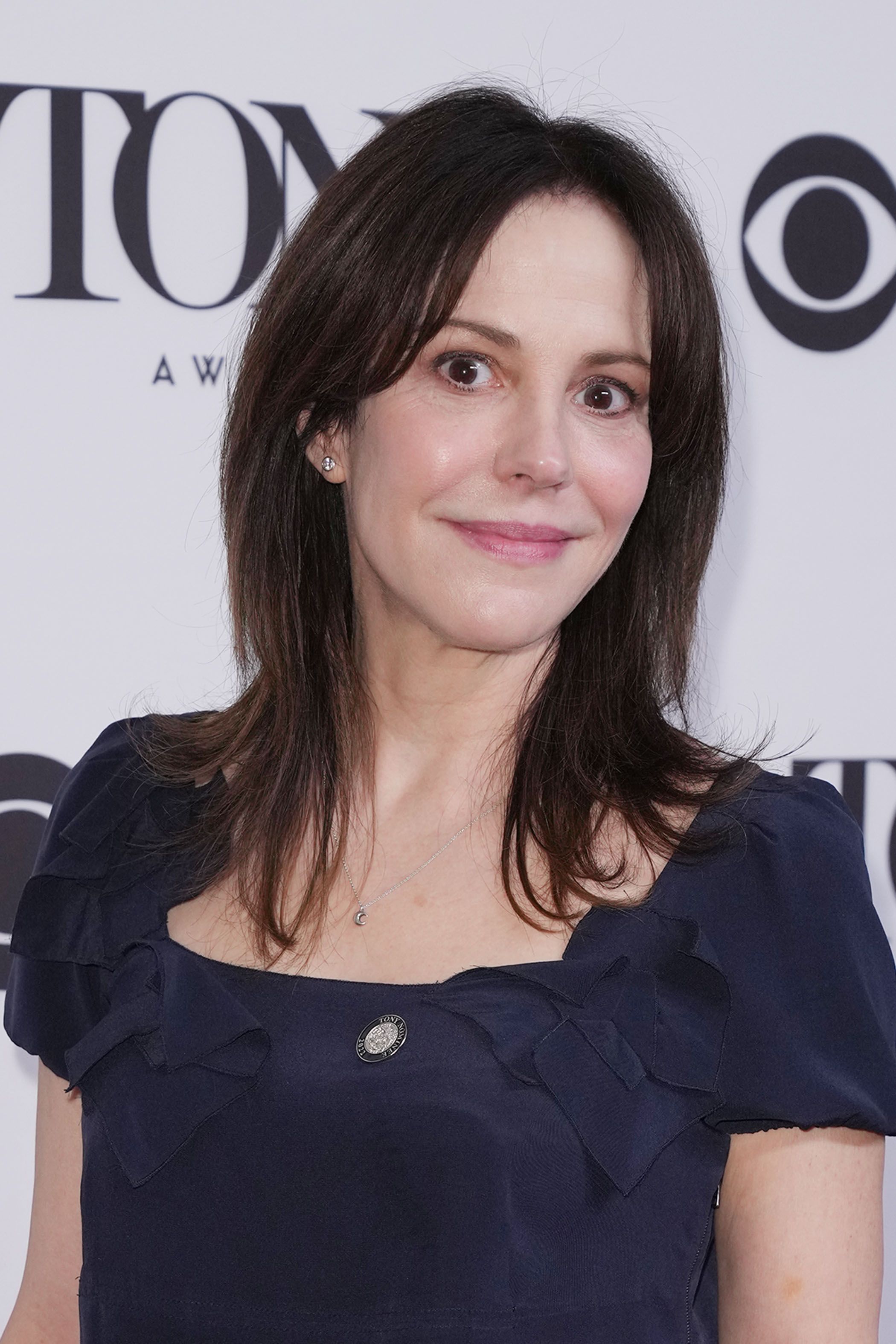headshot Of Mary-Louise Parker