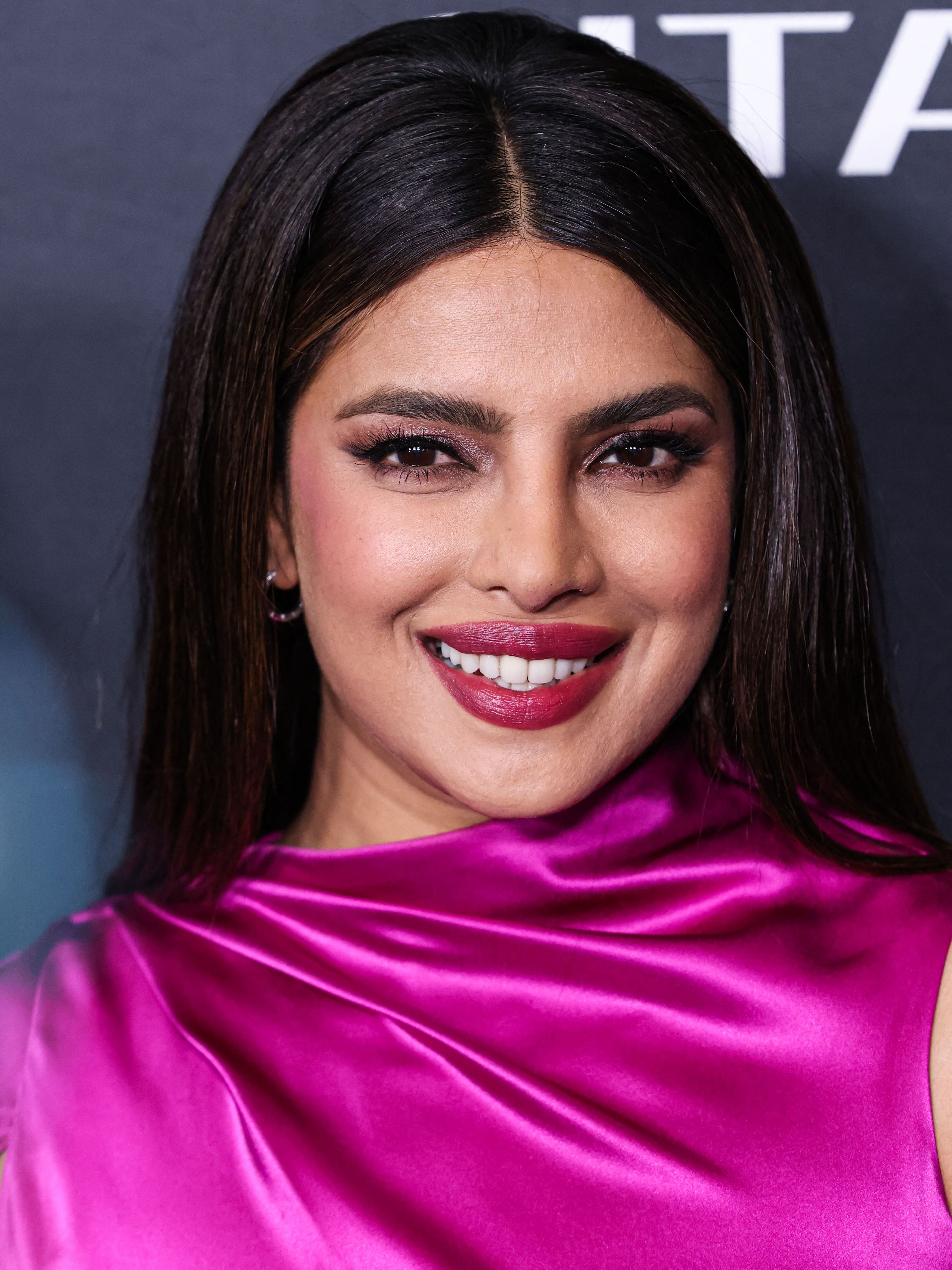 Фото Приянки Чопра Джонас на красной дорожке и в рамках премьеры Amazon Prime Video's 'Citadel'