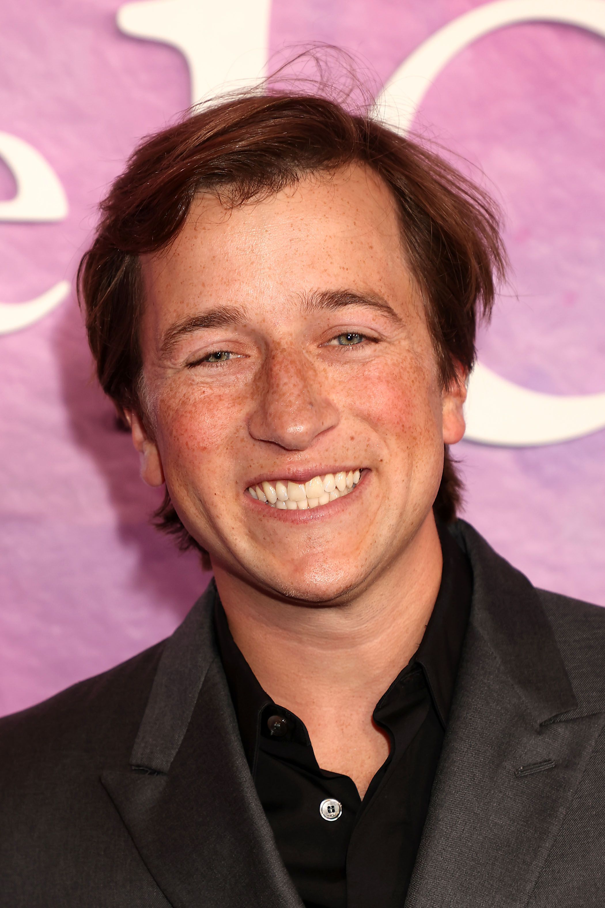 Headshot Of Skyler Gisondo