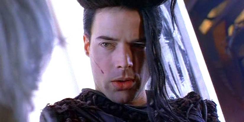 Kai talking to someone in Lexx