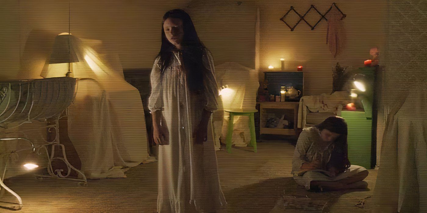 Katie and Kristi in their bedroom in Paranormal Activity The Ghost Dimension