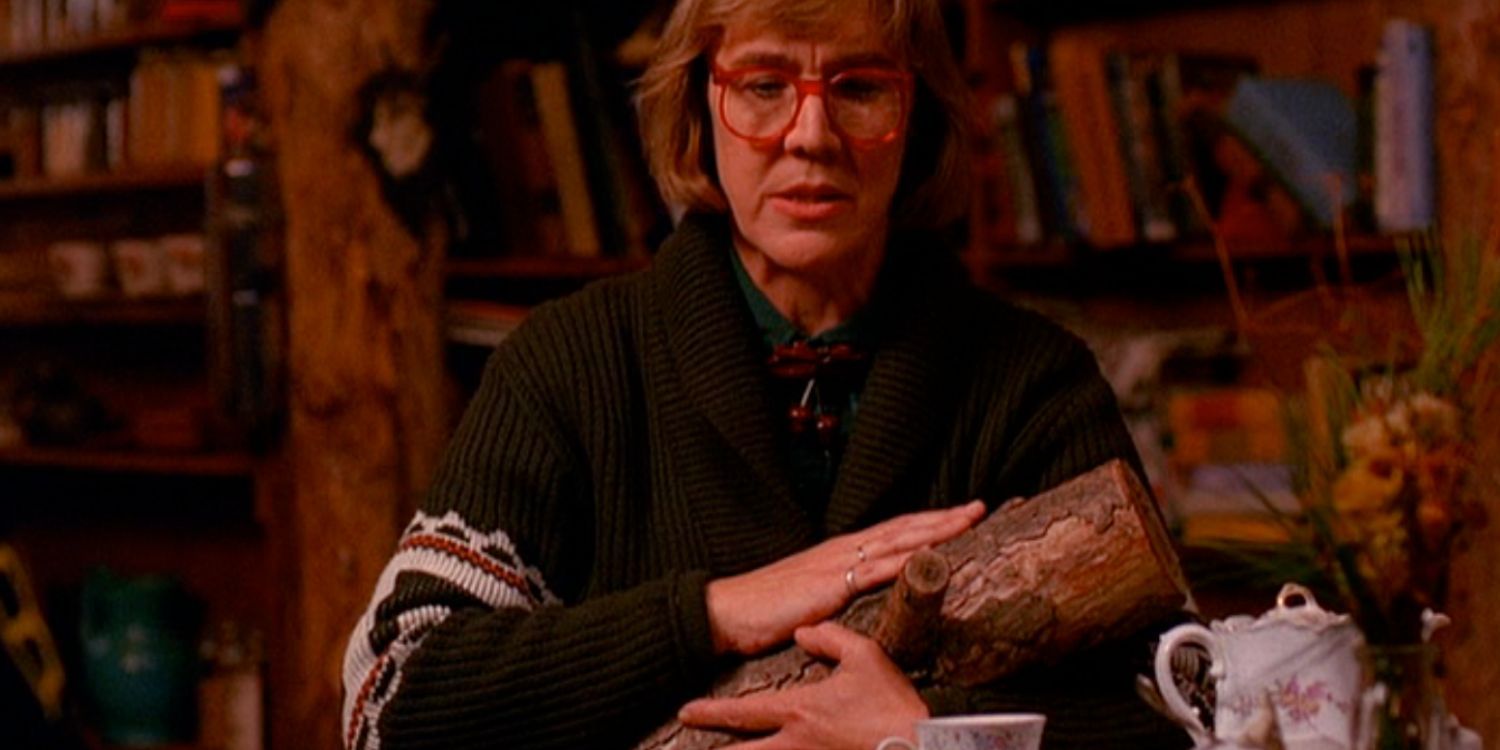 Twin Peaks On Streaming Is Missing One Of The Best & Most Important Parts Of The Show