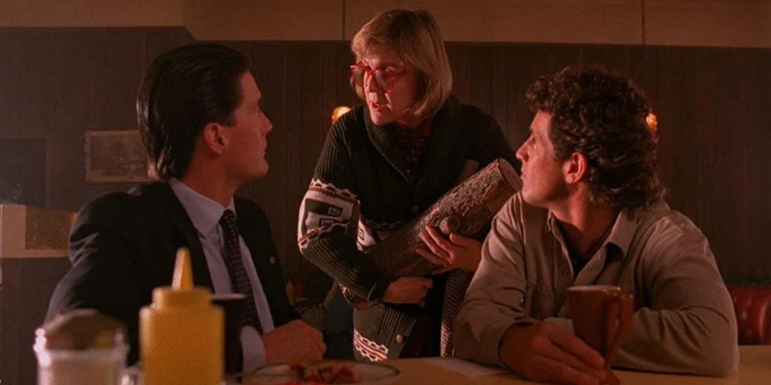 Twin Peaks On Streaming Is Missing One Of The Best & Most Important Parts Of The Show