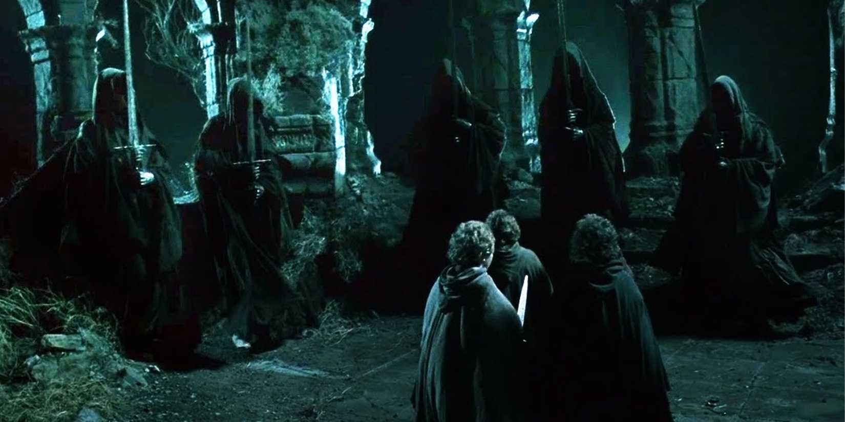 The Hobbits surrounded by Nazgul in The Lord of the Rings: The Fellowship of the Ring