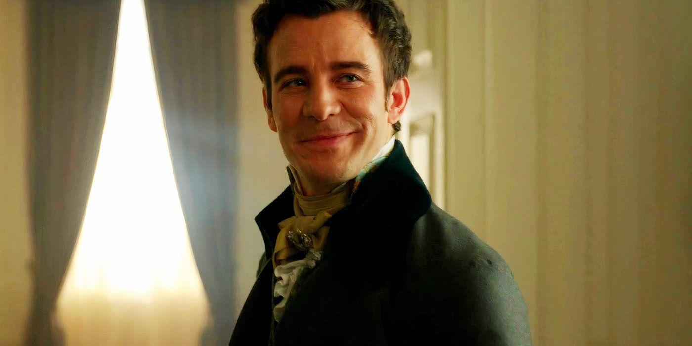 Luke Thompson as Benedict Bridgerton Smiling in Bridgerton Season 3