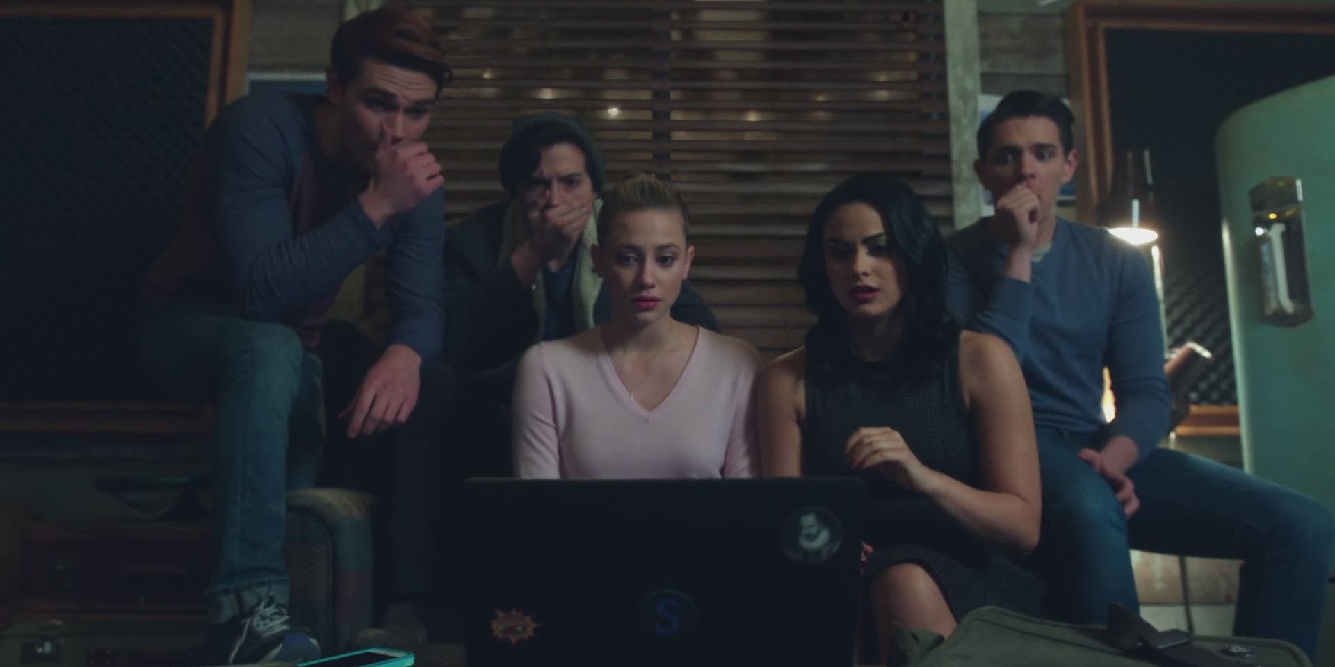 10 Harsh Realities Of Rewatching Riverdale Season 1 In 2024