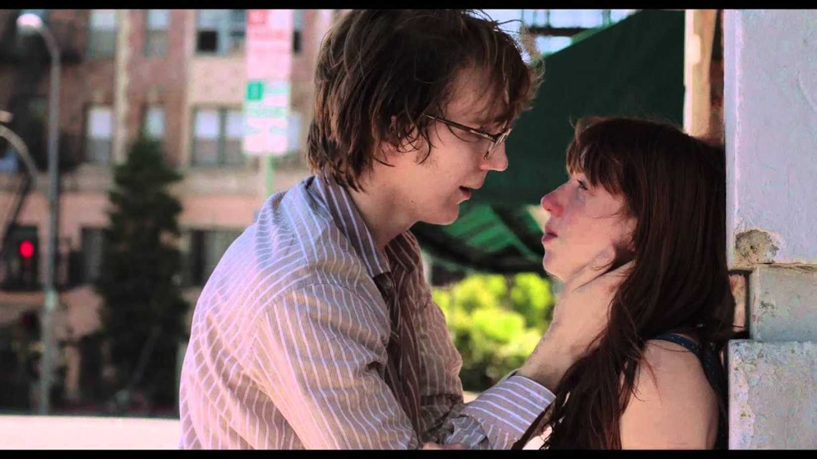 Paul Dano e Zoe Kazan em Ruby Sparks