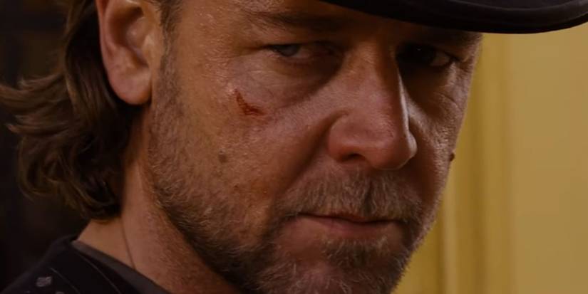 Russell Crowe as Ben Wade with a cut on his face in 3:10 to Yuma