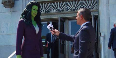 She-Hulk speaking to a journalist in She-Hulk Attorney at Law