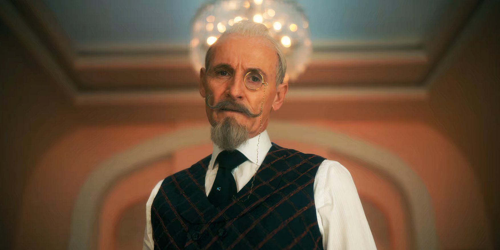 Is Sir Reginald Hargreeves Still Alive After The Umbrella Academy's Ending?