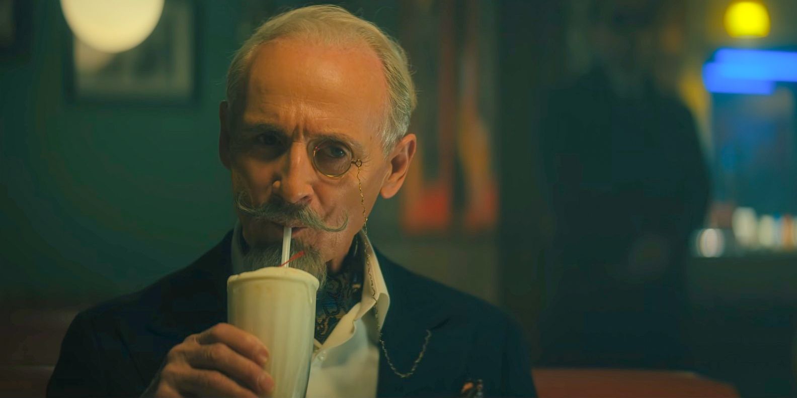 Is Sir Reginald Hargreeves Still Alive After The Umbrella Academy's Ending?