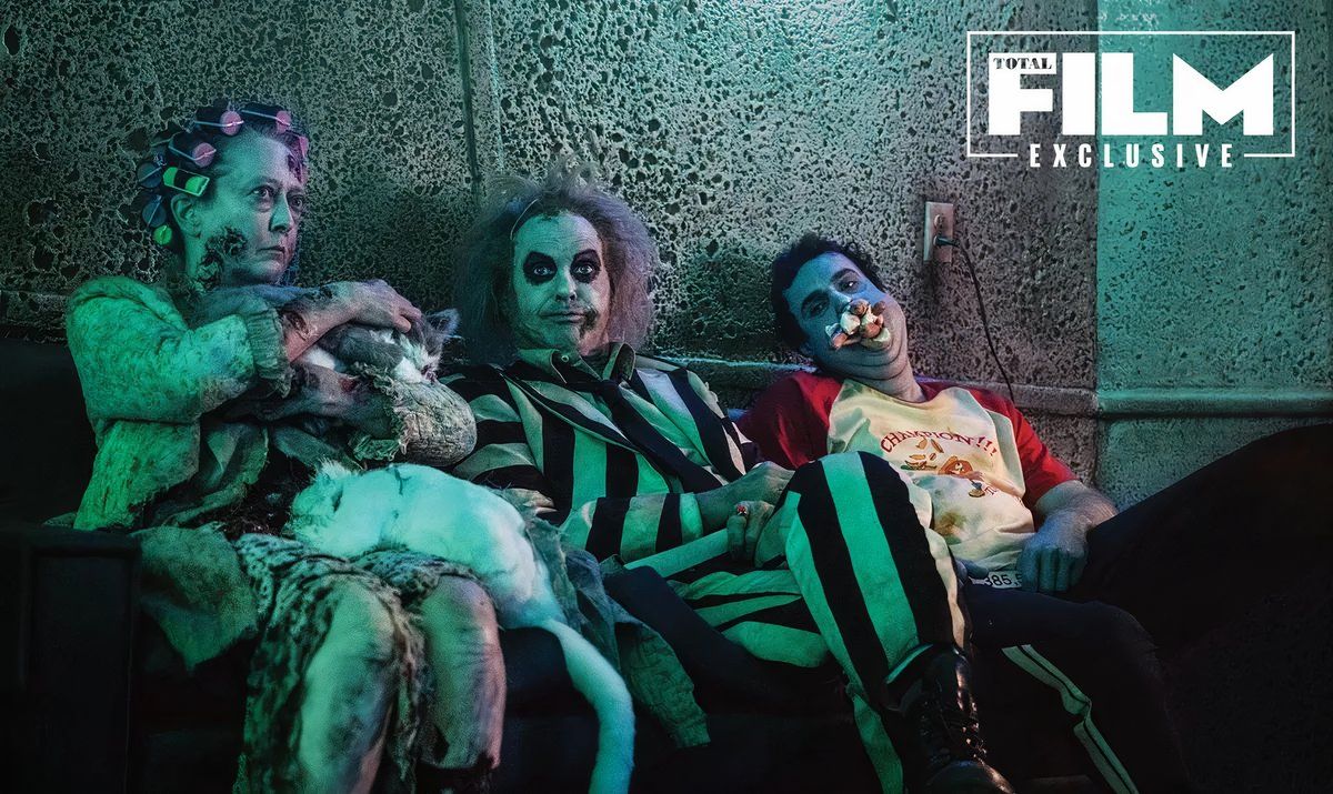 Beeltejuice Beetlejuice Images Reveal 2 New Waiting Room Ghosts