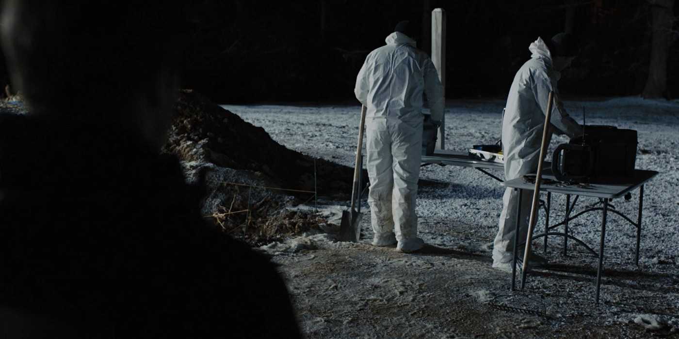 Crime scene at night at the end of Prisoners 2013