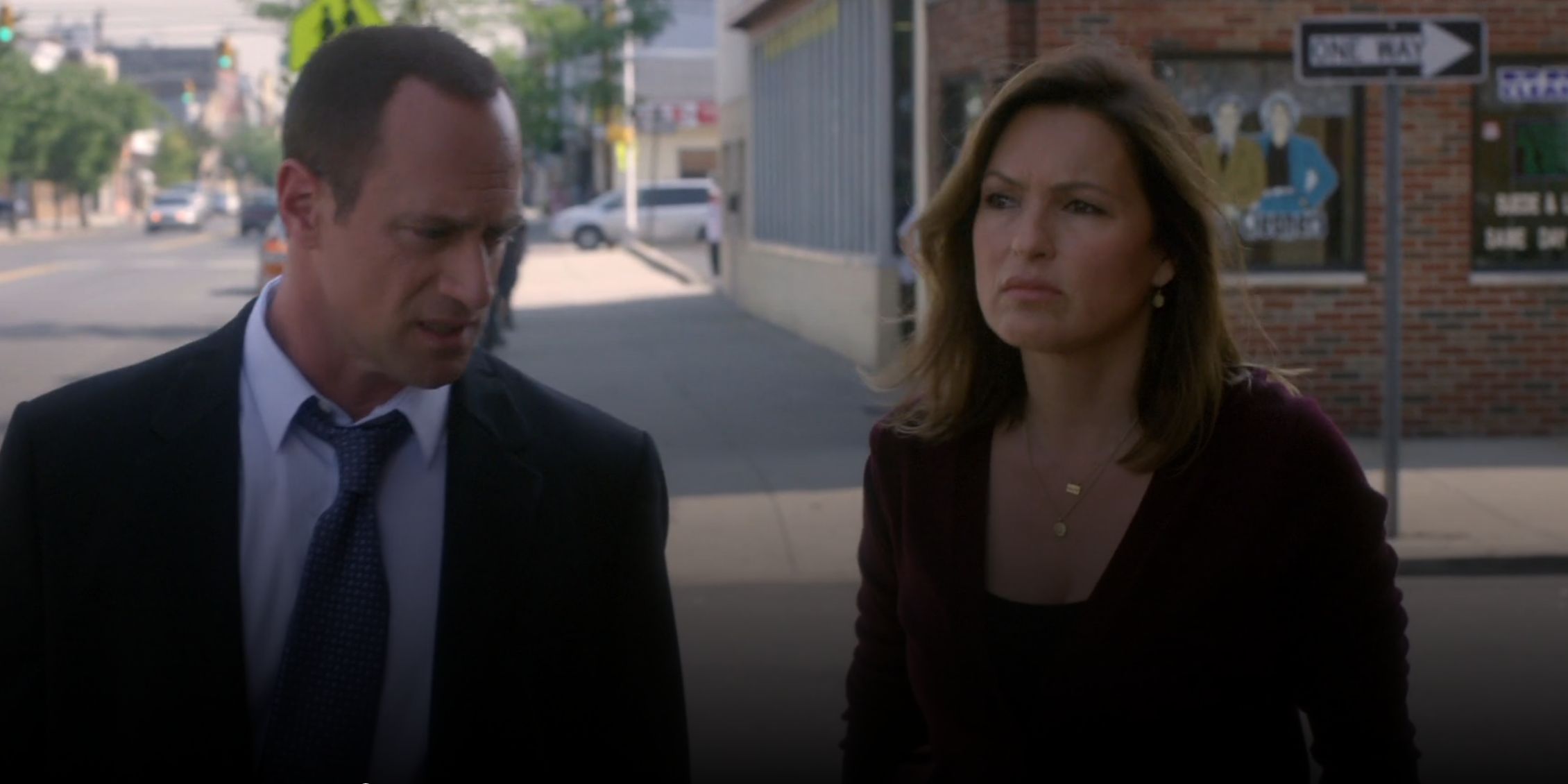 Law & Order: SVU Stabler and Benson walk down a sunny NYC street