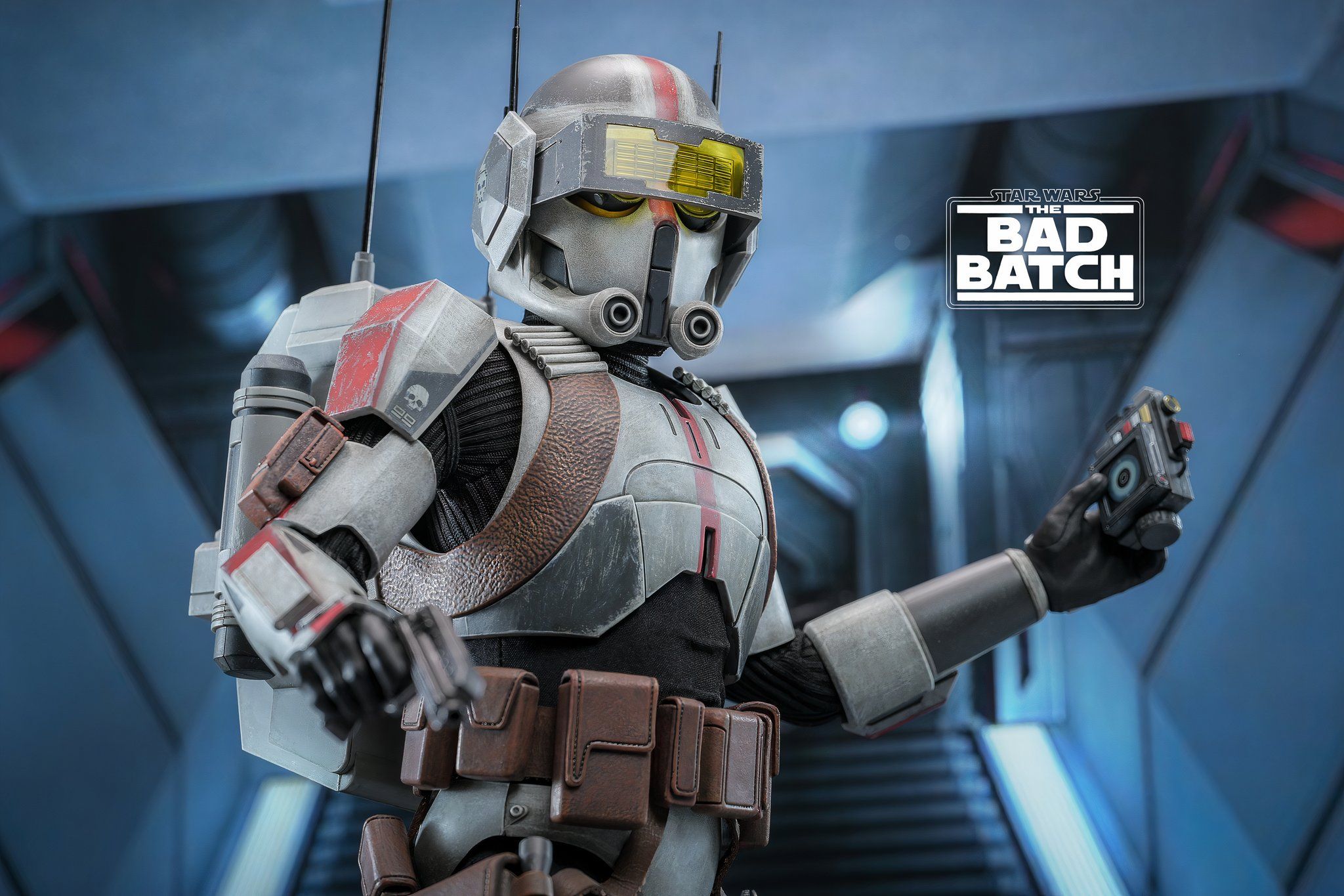 Star Wars Hot Toys Bring Key Mandalorian & Bad Batch Characters To Life