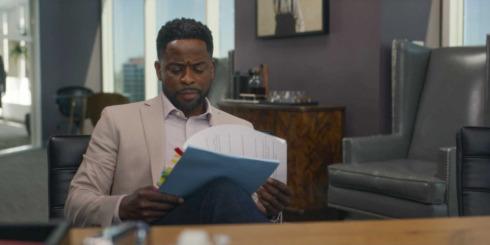 Omar Campbell (Dulé Hill) rejects Phil's proposal in Bel-Air Season 3 Episode 8