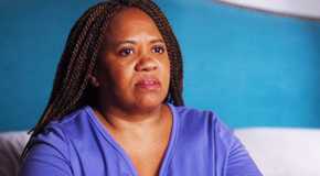 Chandra Wilson as Miranda Bailey in Grey's Anatomy season 21 episode 1-1