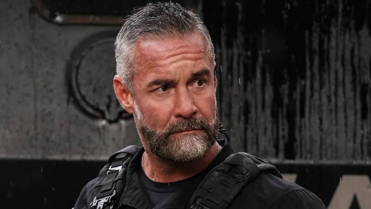 Deacon (Jay Harrington) looking worried in SWAT.