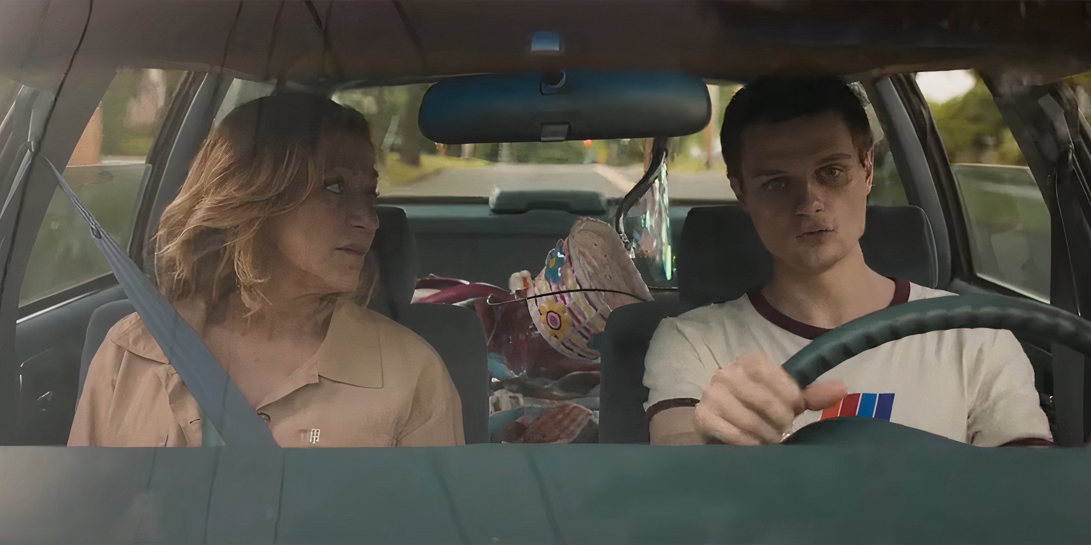 I'll Be Right There's Kayli Carter & Charlie Tahan On Learning From Edie Falco & Sibling Dynamic