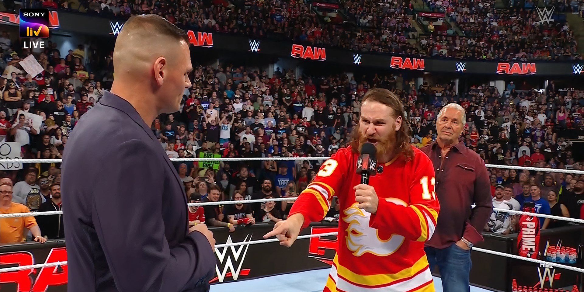 Gunther Bret Hart y Sami Zayn de Raw en Calgary, AB