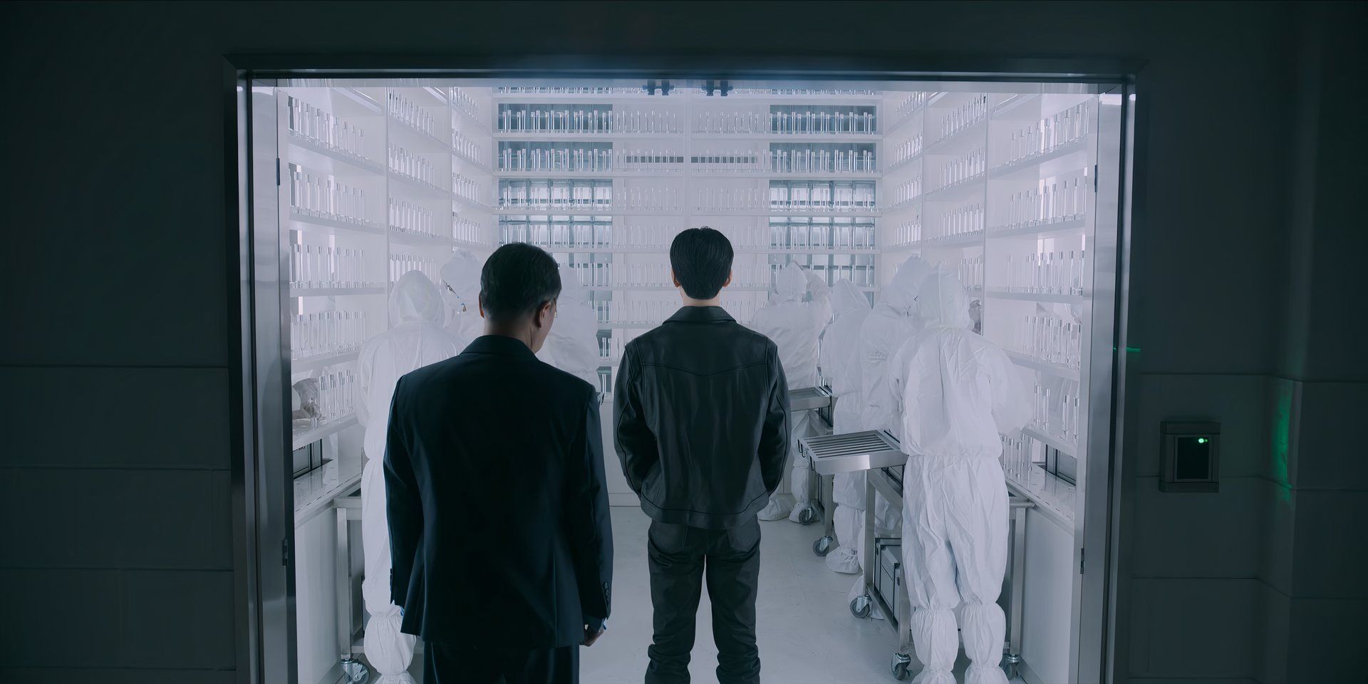 Seung-jo and Colonel Kato watching workers in a lab in Gyeongseong Creature 2